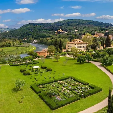 Hotel La Massa 5*