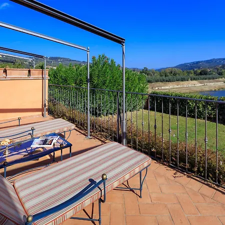 La Massa Hotel Candeli